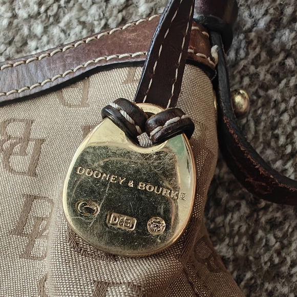 Vintage Dooney & Bourke 1975 East/West Collins Tan Canvas Slouch Hobo Purse - Picture 6 of 6